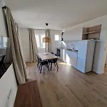 شقة Tribunj Cvitan Tribalj