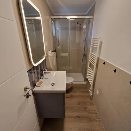 Apartment Tribunj Cvitan Tribunj (Sibenik-Knin)