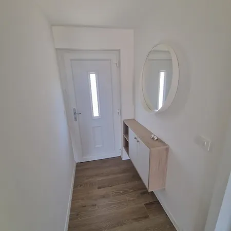 Apartment Tribunj Cvitan Tribunj (Sibenik-Knin)